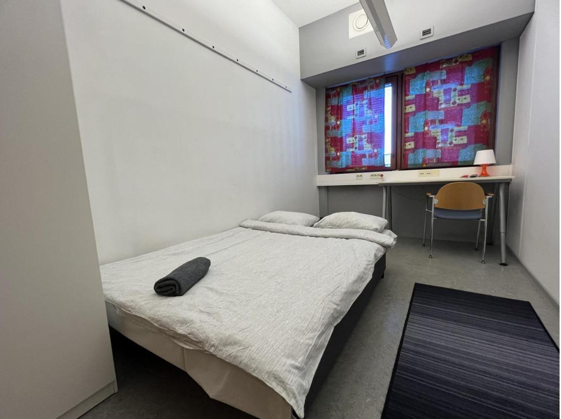 Hmi Smart Group 220 Hostel Helsinki Buitenkant foto